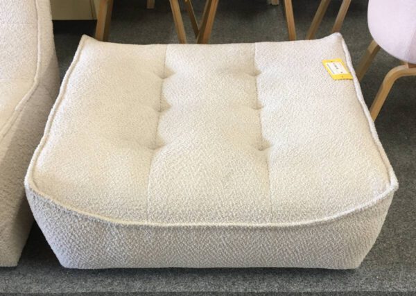 Hocker ecru