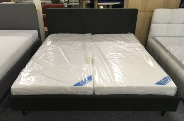 Bedframe groen 180x200cm (excl. bodem/matras)