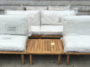 2 Loungestoelen + tafel