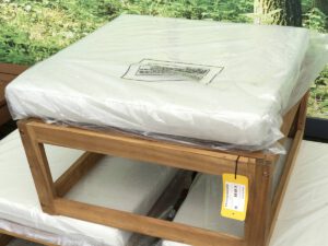 Hocker met kussen
