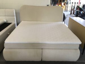 Boxspring bouclé Ivoor 180x200cm