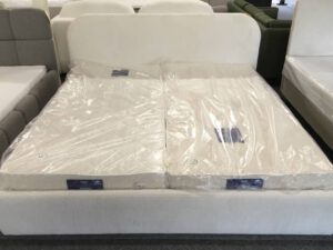 Ledikant + rolbodem 180x200cm (excl. matras)