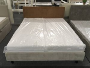 Bed 160x200cm Kleurverschil (excl. bodem/matras)