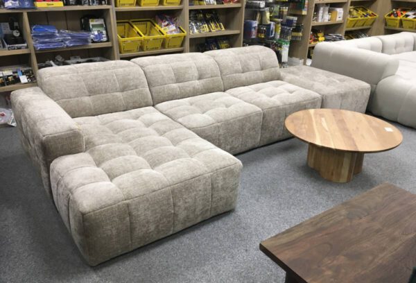 Cosmopolitan Design Hoekbank Chicago