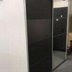 Zweefdeurkast 225cm (kleurverschil panelen)