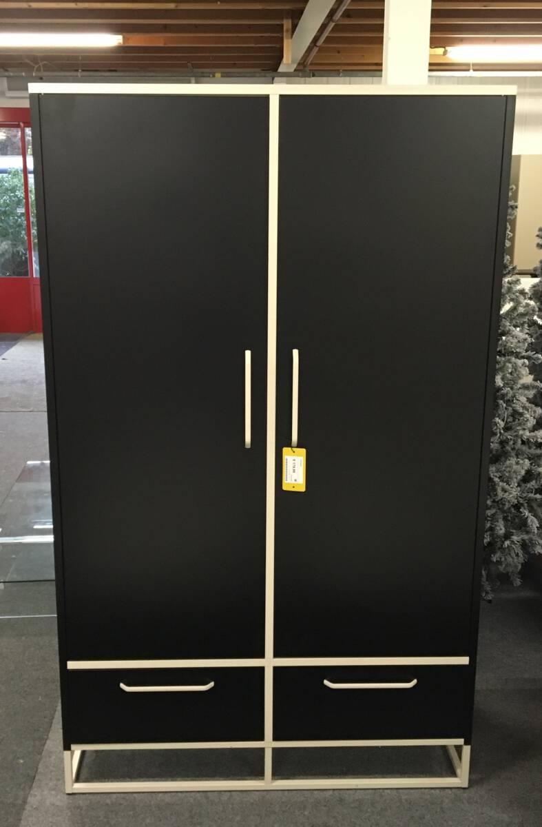 IMG_7234.jpg Kledingkast 2 deurs - Afbeelding 1