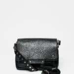 Núnoo  Honey NZ black w. gold