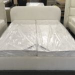 Bed Ivoor 160x200cm (excl. bodem/matras)